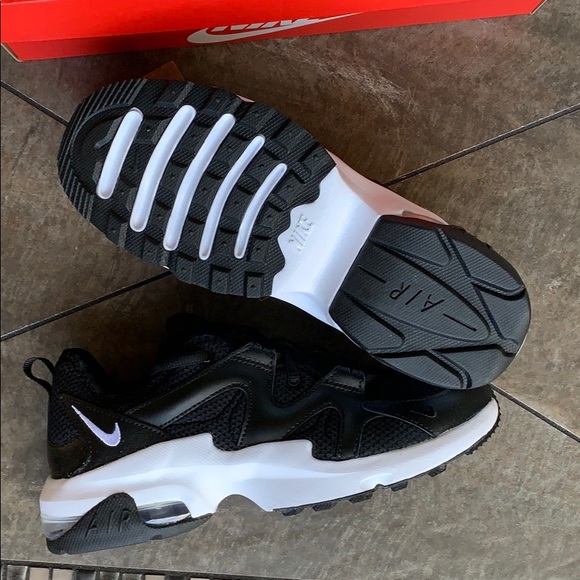 Nike Air Max Graviton Women's - Picture 3 of 16